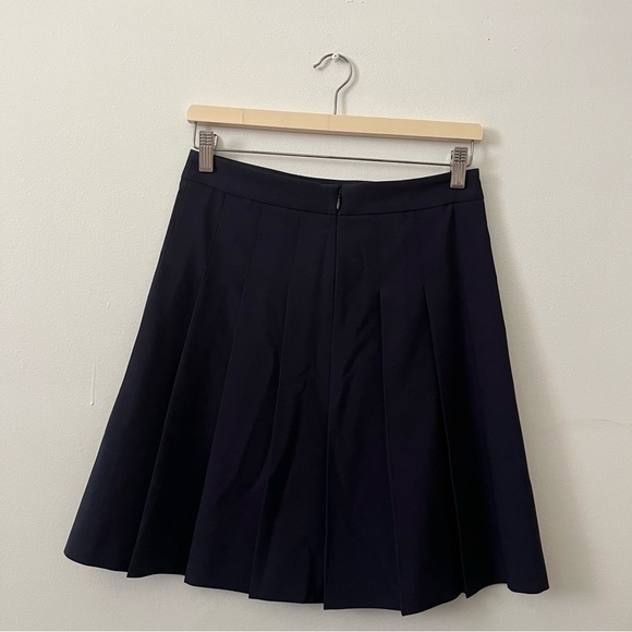 Aritzia Sunday Best Pleated Olive Knee Length Skirt - Picture 2 of 2